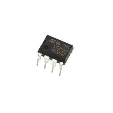 LM393 Dual Differential Comparator